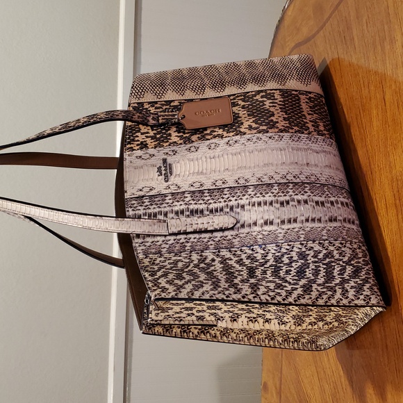 COACH Charlie Carryall Real snakeskin Ombre bag - Picture 2 of 16